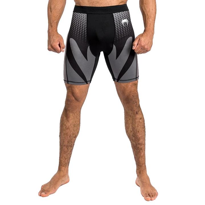 Venum - Vale Tudo Short / Attack / Schwarz / Medium